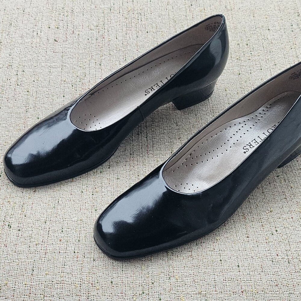 Trotters Women Pump Black Patent Leather Upper DOWN Sandal Shoes Size 7.5SS